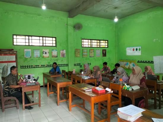 Rapat Bedah Kisi-Kisi AM